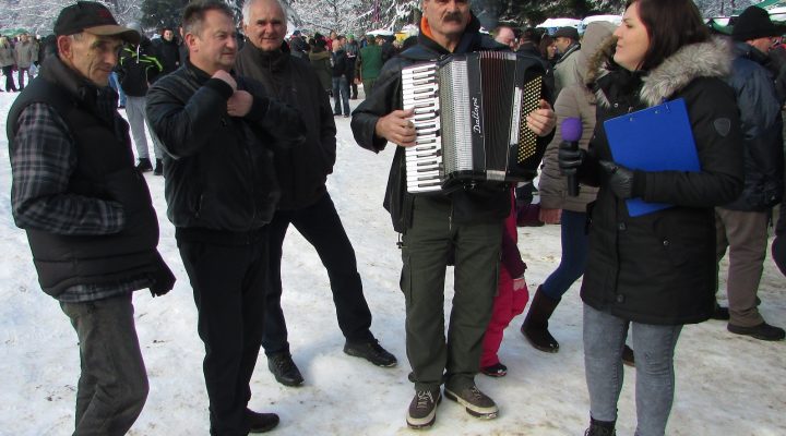 HARMONIKOM ČUVA USPOMENE