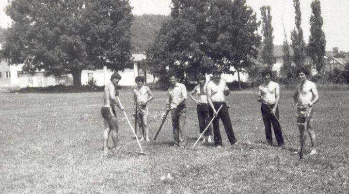 CRNO-BELA SEĆANJA NA DOGAĐAJE I VEKOVE