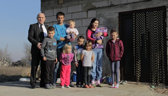 PUNA KUĆA DEČJEG SMEHA I VESELJA