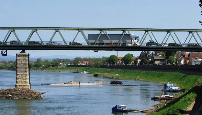 ŽIVOTNA SVAKODNEVNICA BRIŠE GRANICE