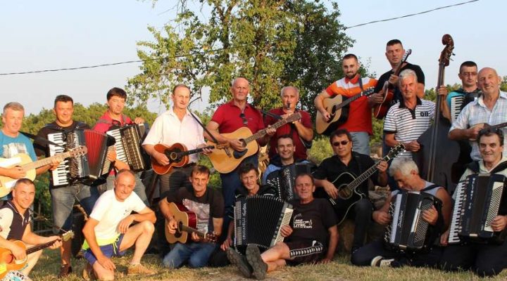 Muzičari iz desetak potkozarskih sela probudili uspomene
